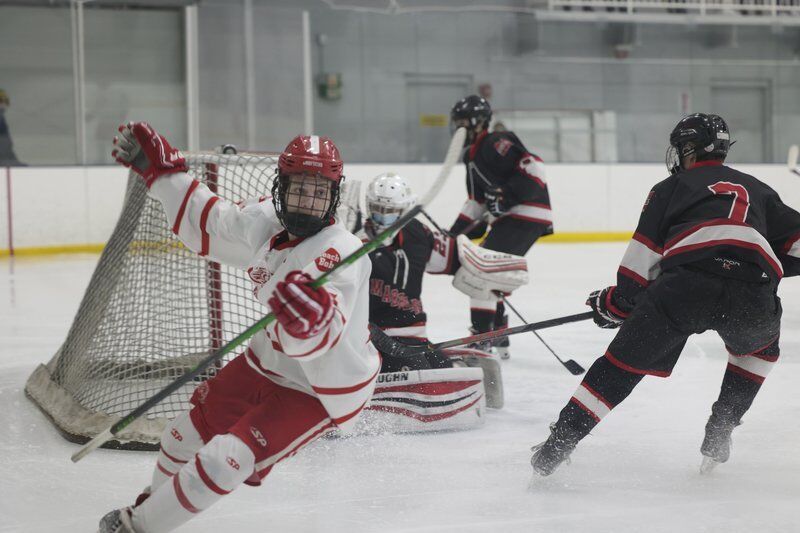 Masconomet holds off Marblehead to claim a share of NEC hockey crown